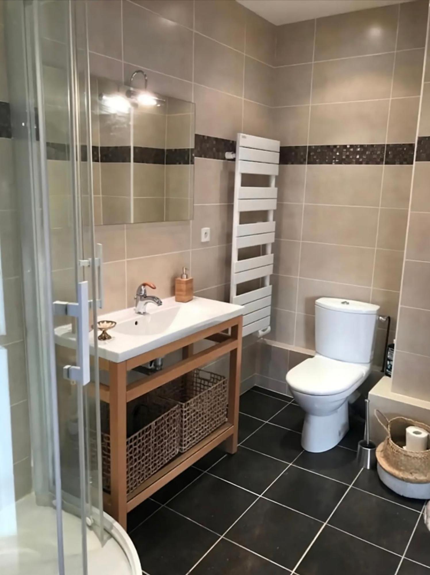 Appartement Avec Balcon - Vue Mer - 100M De La Plage - Hypercentre - 55M2 فيلي سور مير المظهر الخارجي الصورة
